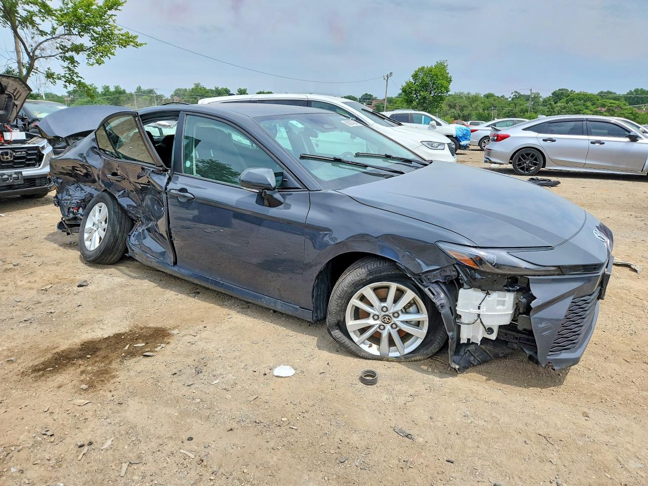 2025 TOYOTA CAMRY