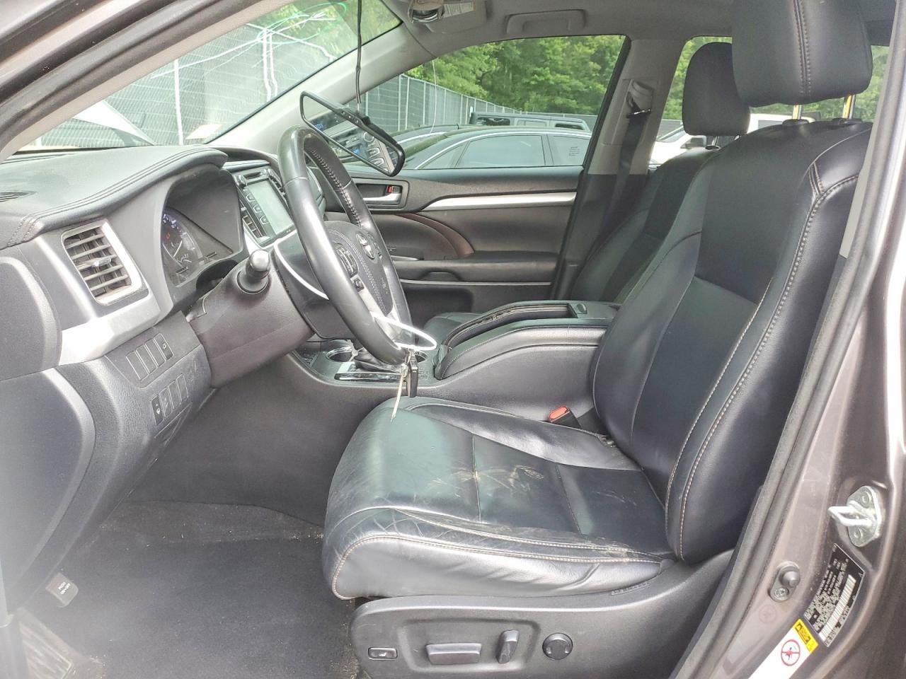 2015 TOYOTA HIGHLANDER