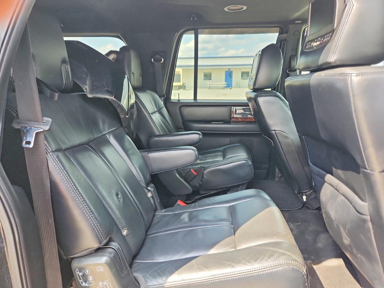 2015 LINCOLN NAVIGATOR