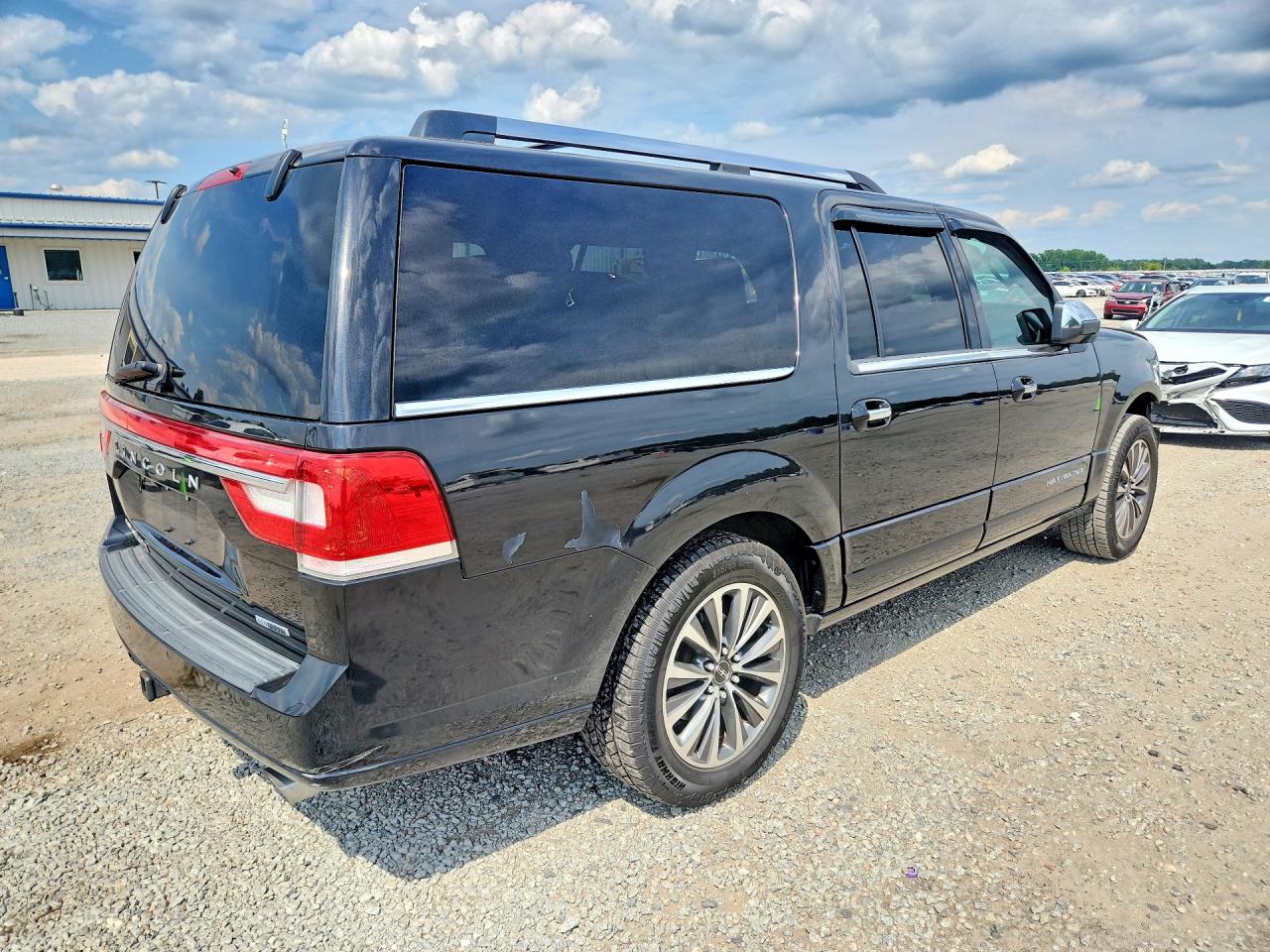 2015 LINCOLN NAVIGATOR