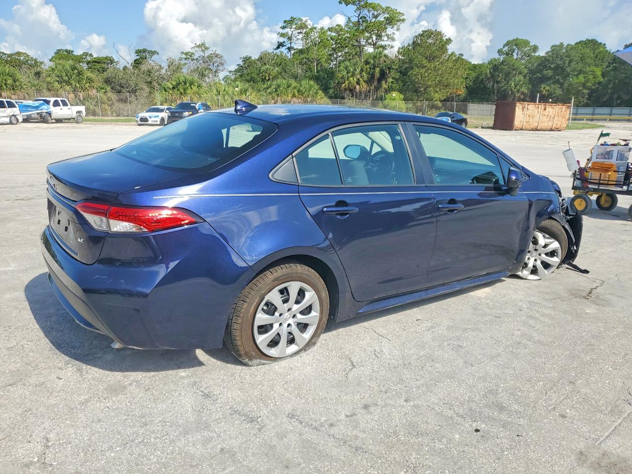 2022 TOYOTA COROLLA