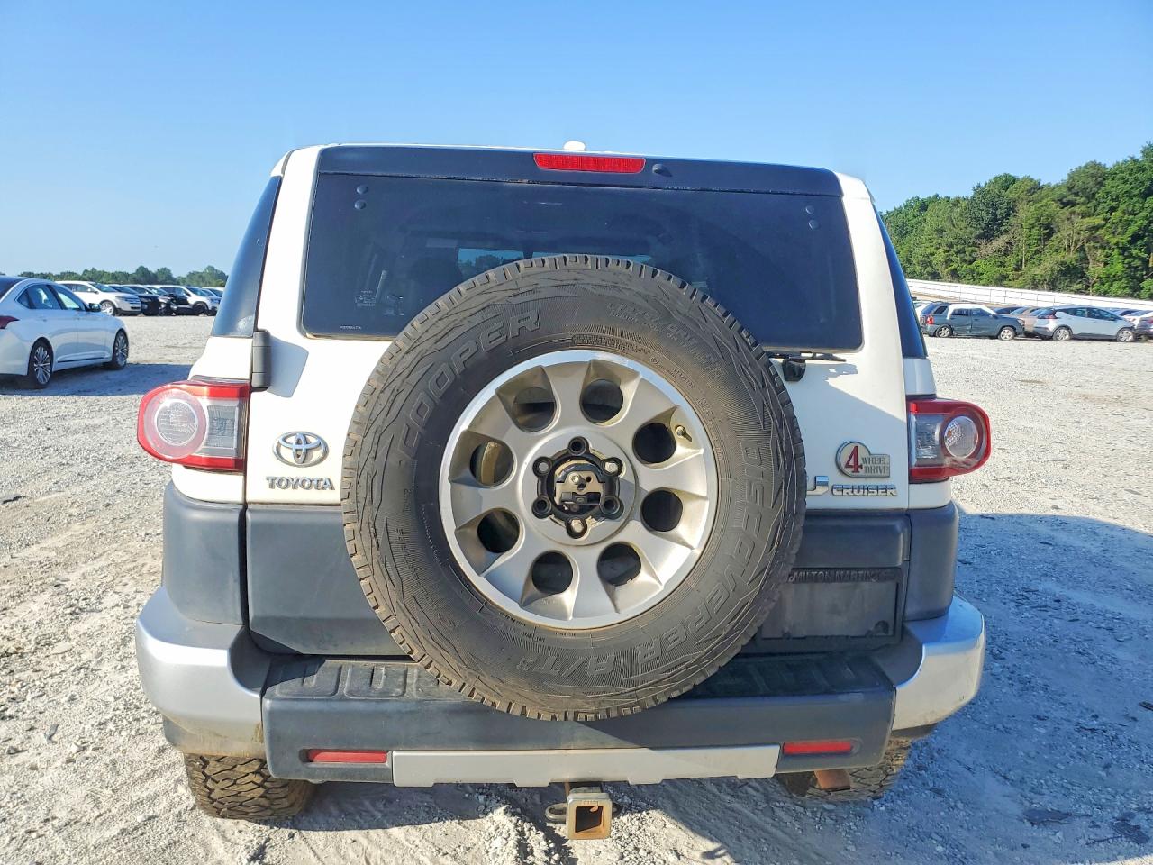 2012 TOYOTA FJ CRUISER