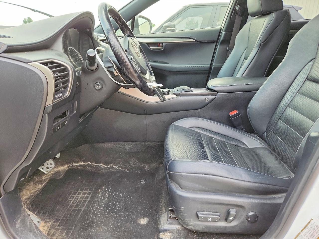 2016 LEXUS NX