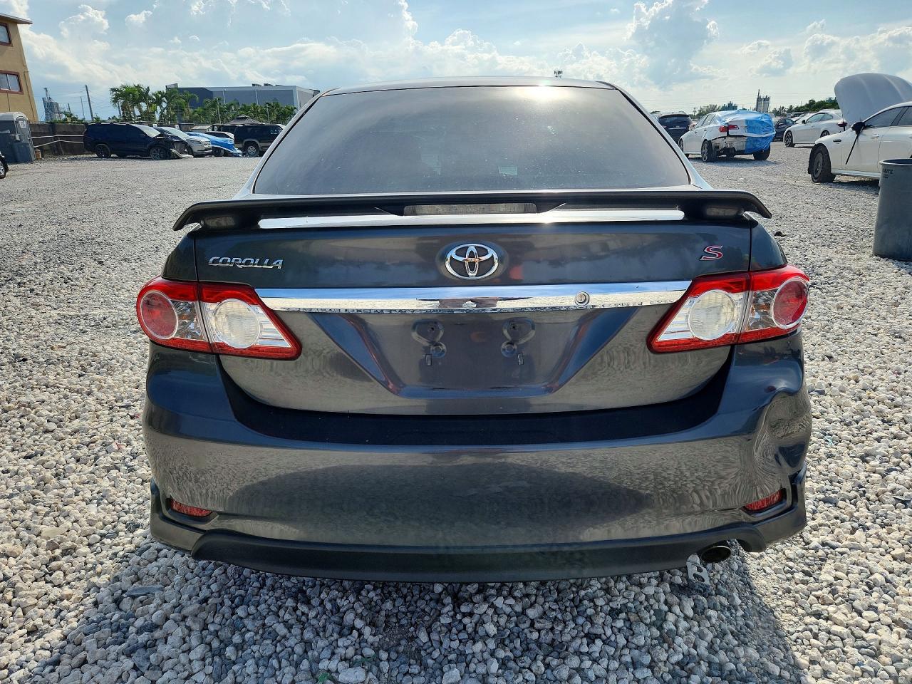 2013 TOYOTA COROLLA