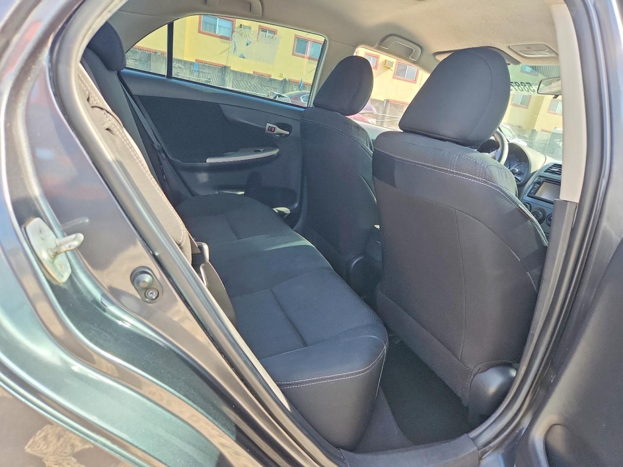 2013 TOYOTA COROLLA