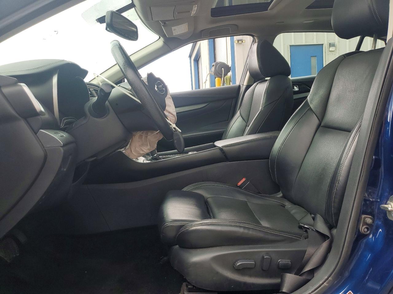 2017 NISSAN MAXIMA
