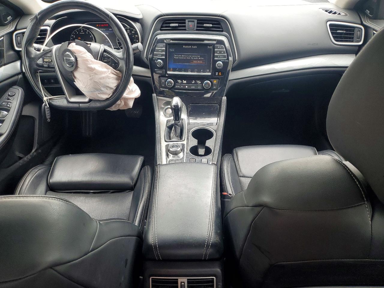 2017 NISSAN MAXIMA