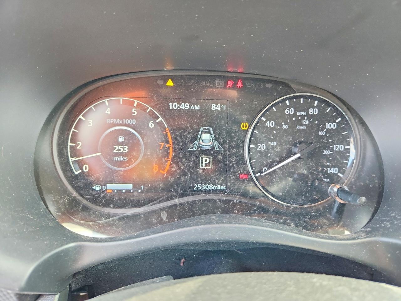 2024 NISSAN KICKS