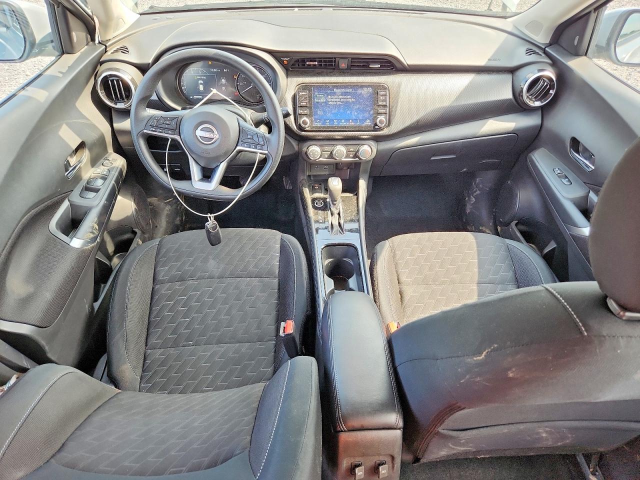 2024 NISSAN KICKS