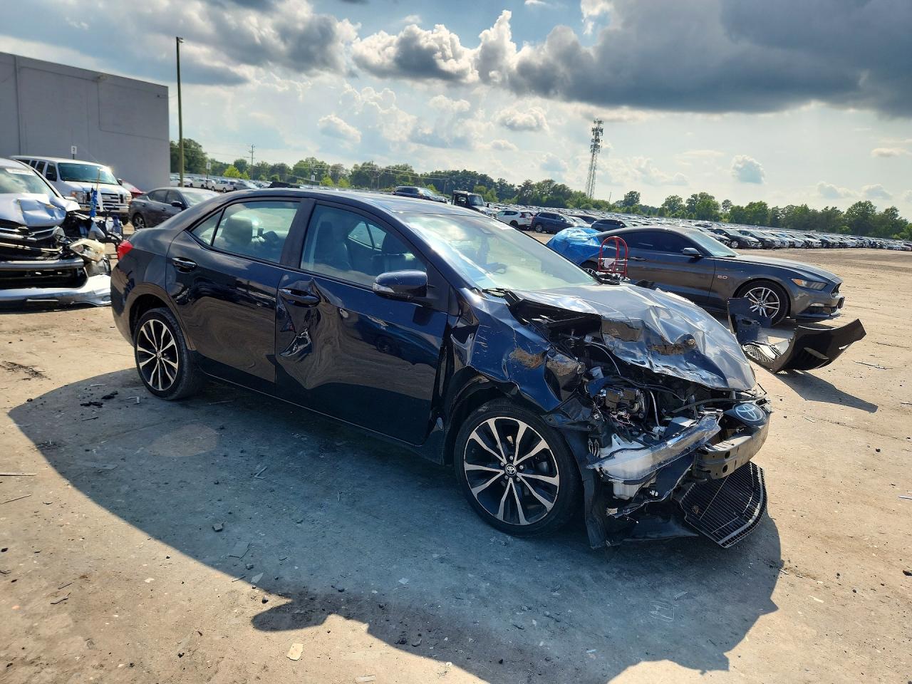 2018 TOYOTA COROLLA