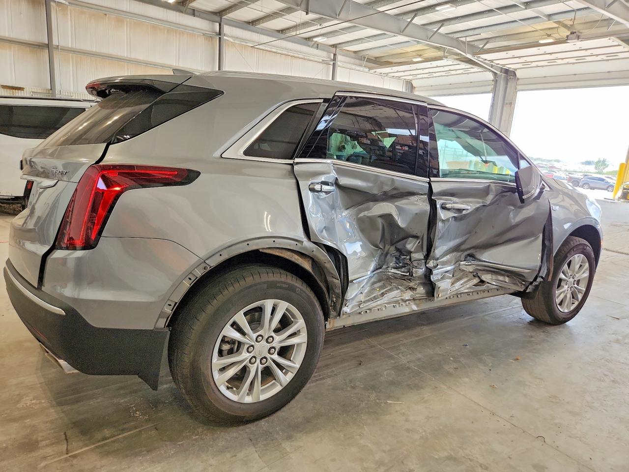 2025 CADILLAC XT5