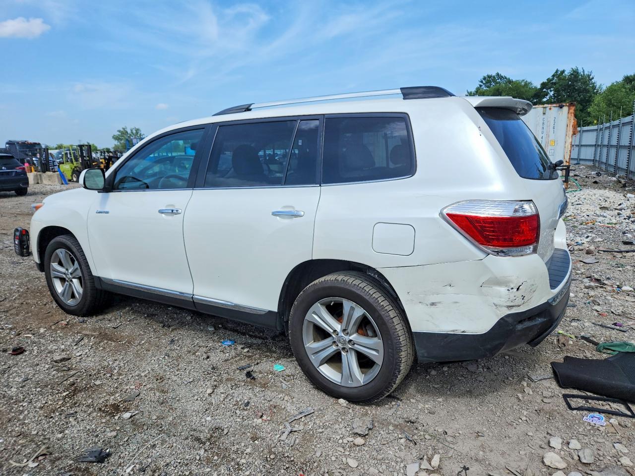 2013 TOYOTA HIGHLANDER