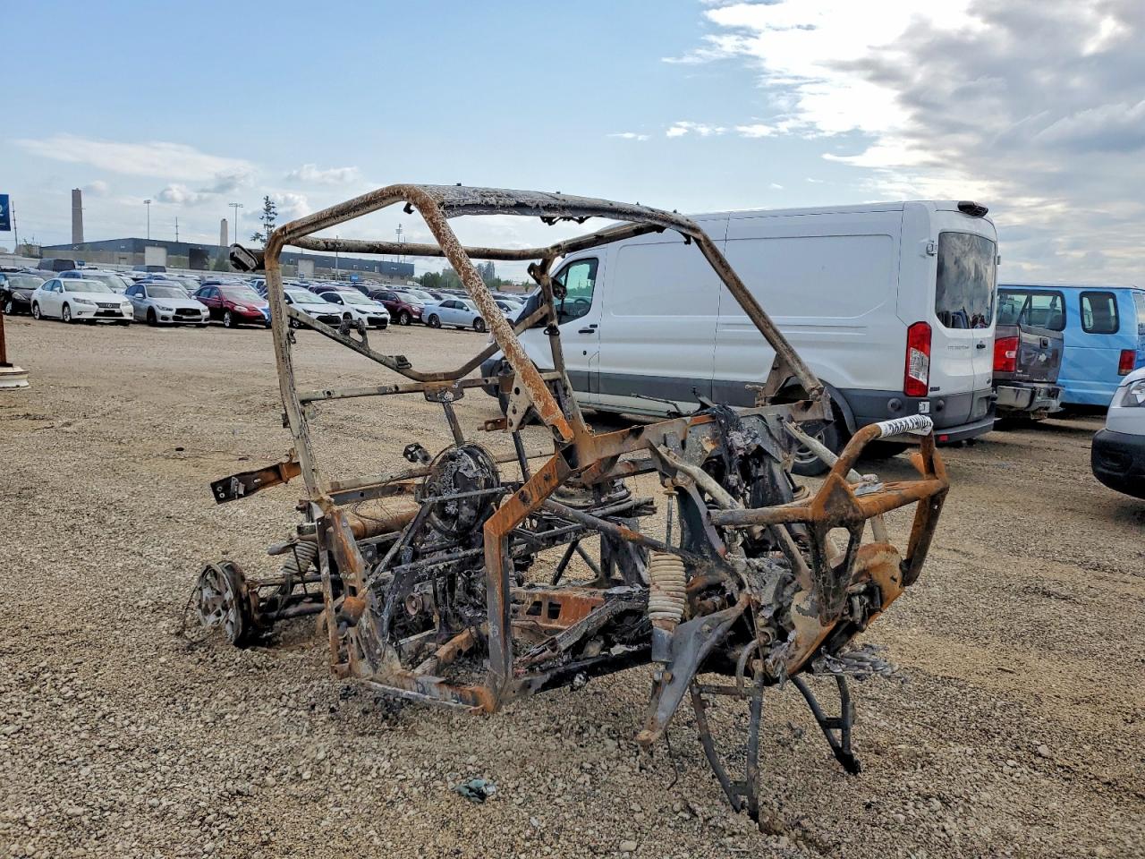 2025 CAN-AM DEFENDER