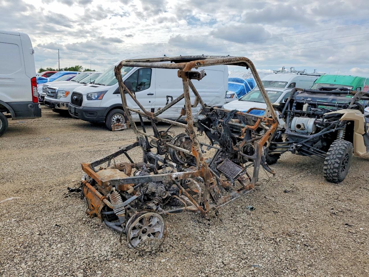 2025 CAN-AM DEFENDER
