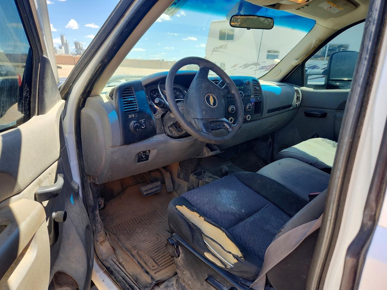 2011 CHEVROLET SILVERADO