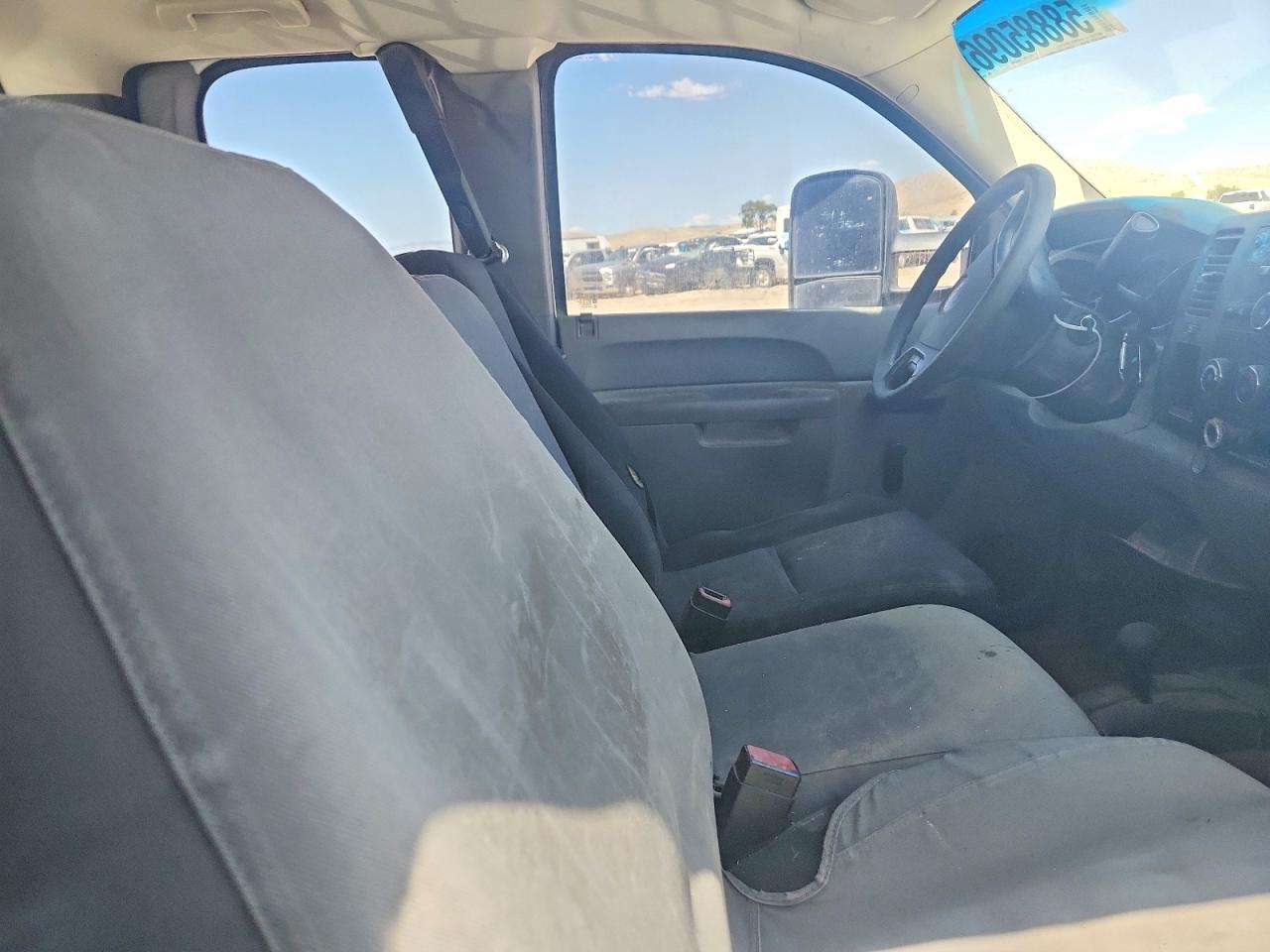 2011 CHEVROLET SILVERADO