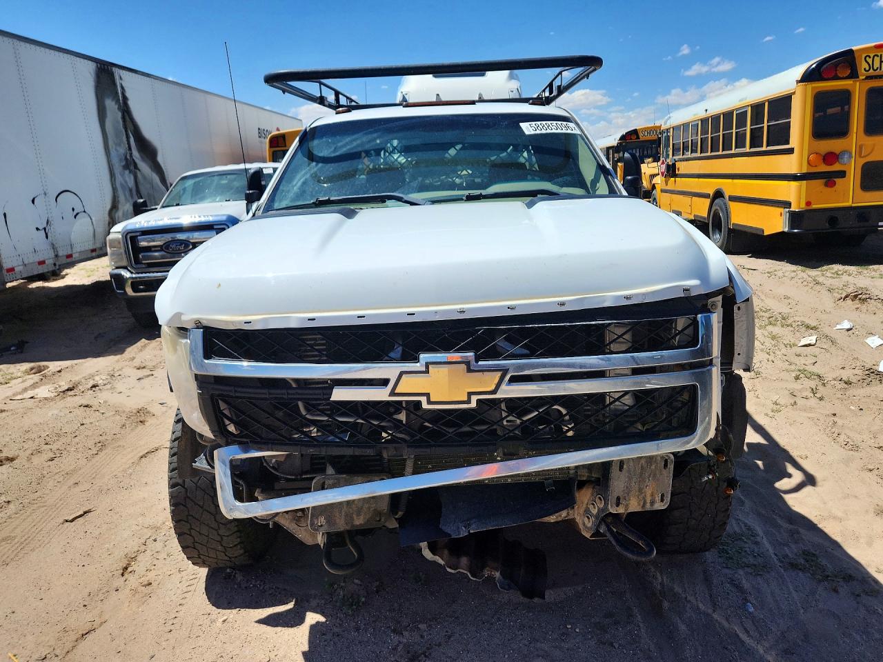 2011 CHEVROLET SILVERADO