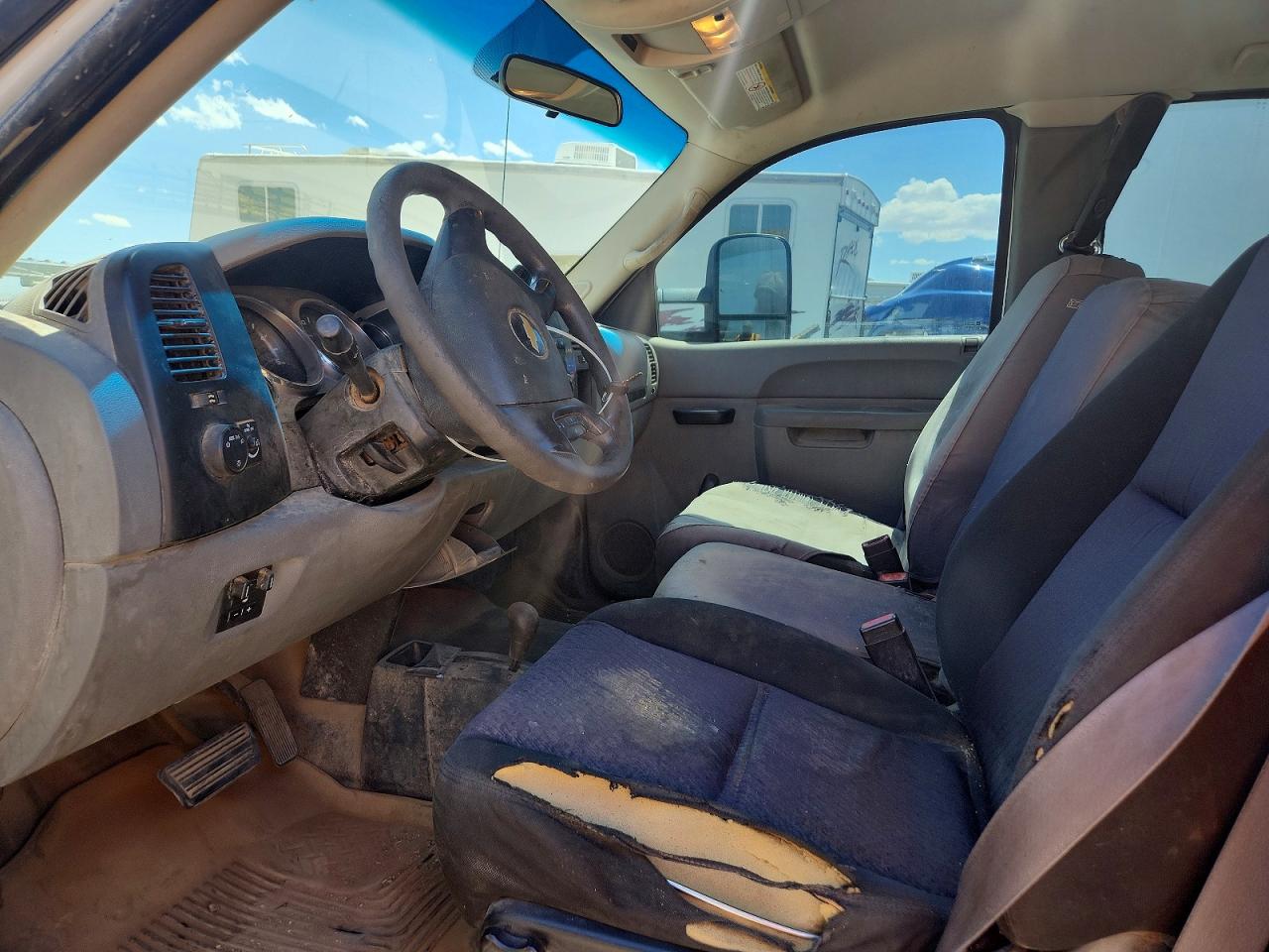 2011 CHEVROLET SILVERADO