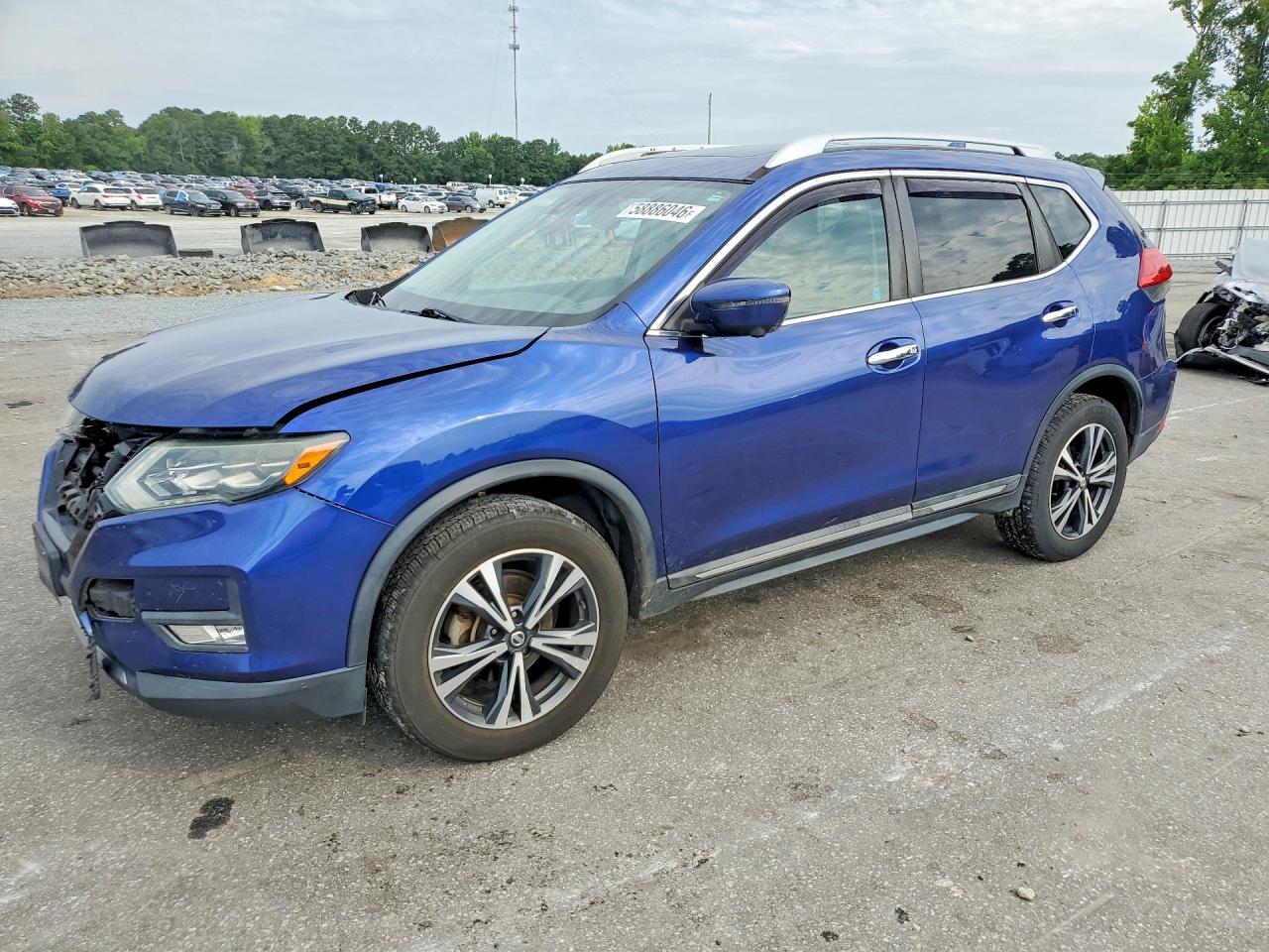2017 NISSAN ROGUE