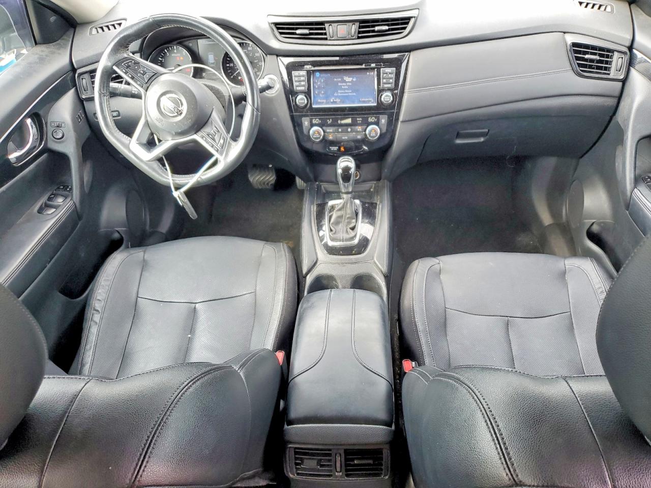 2017 NISSAN ROGUE
