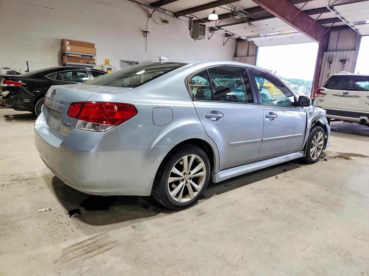 2014 SUBARU LEGACY