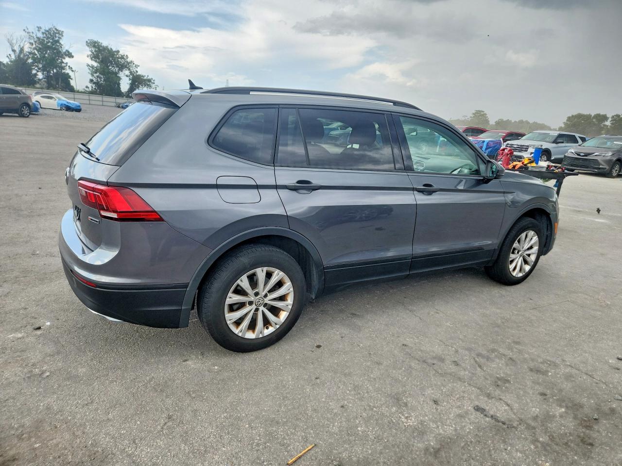 2020 VOLKSWAGEN TIGUAN
