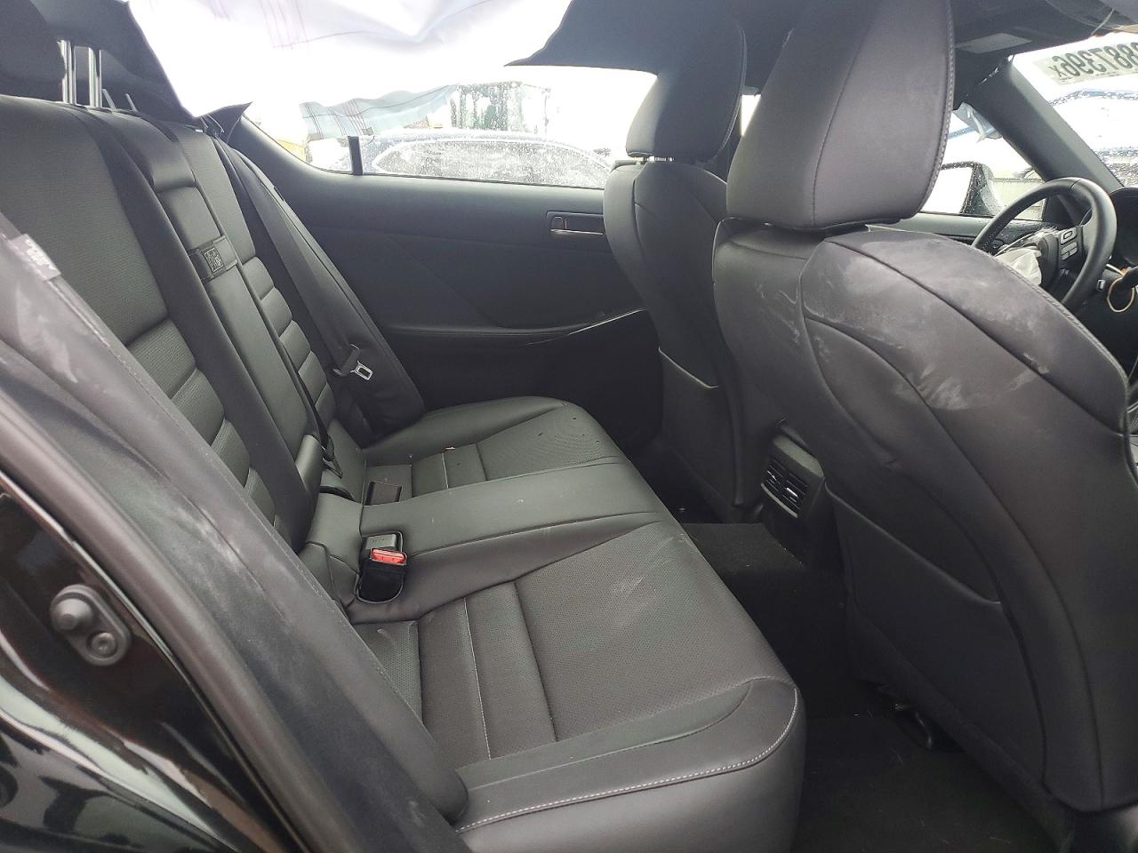 2025 LEXUS IS