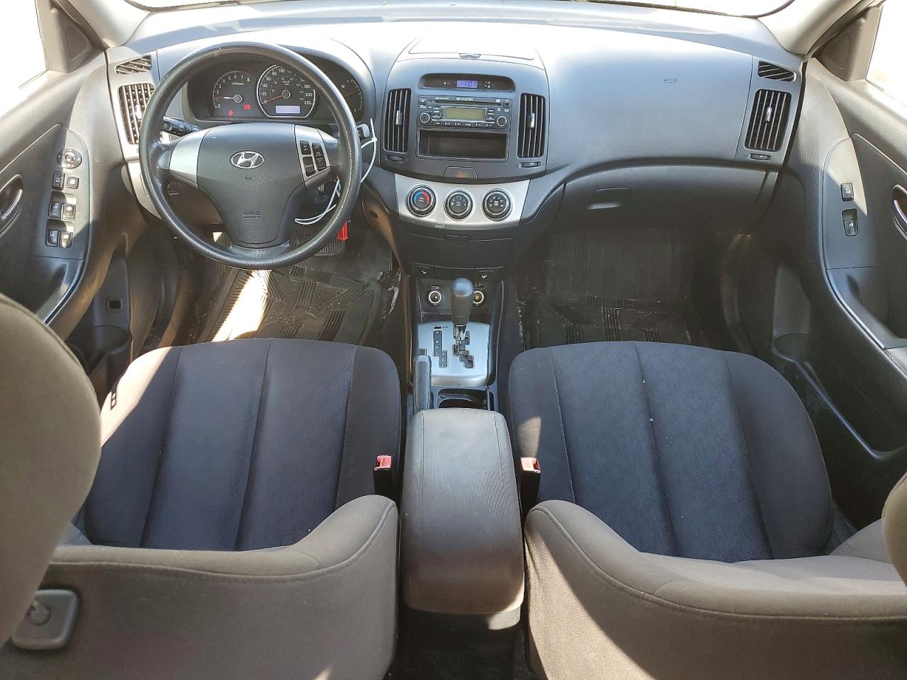 2010 HYUNDAI ELANTRA