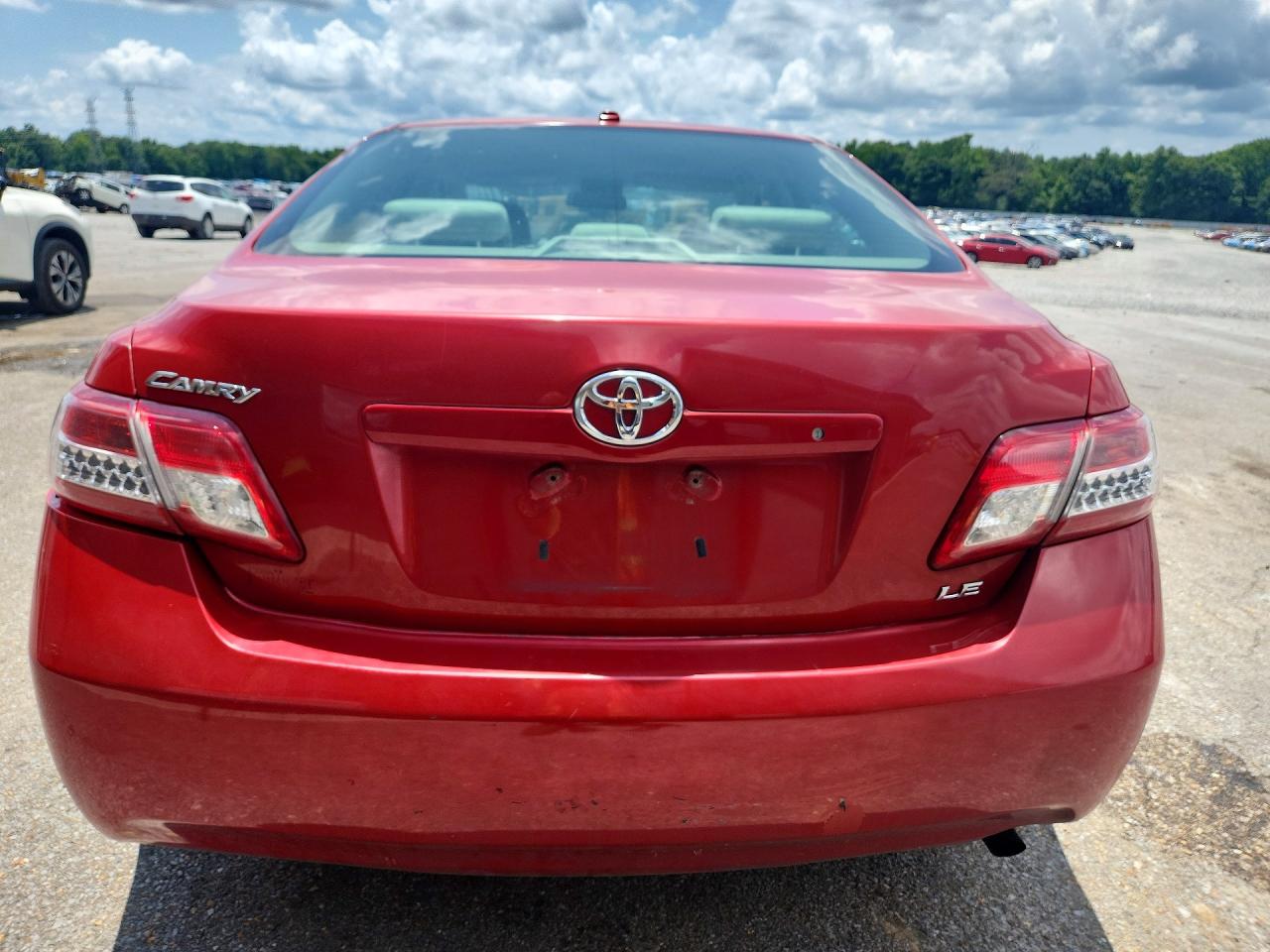 2011 TOYOTA CAMRY