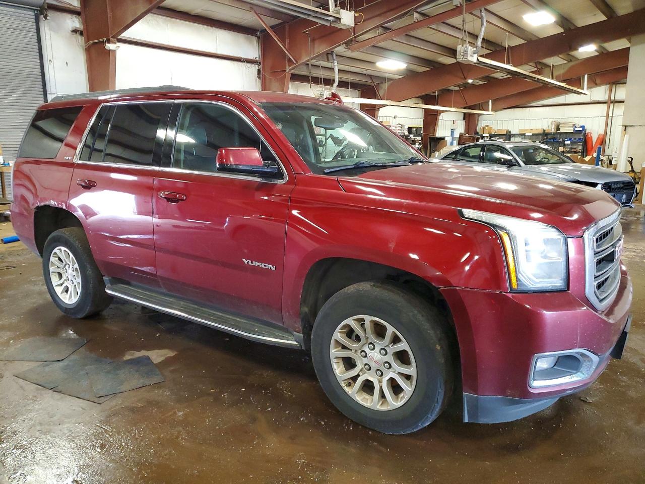 2017 GMC YUKON