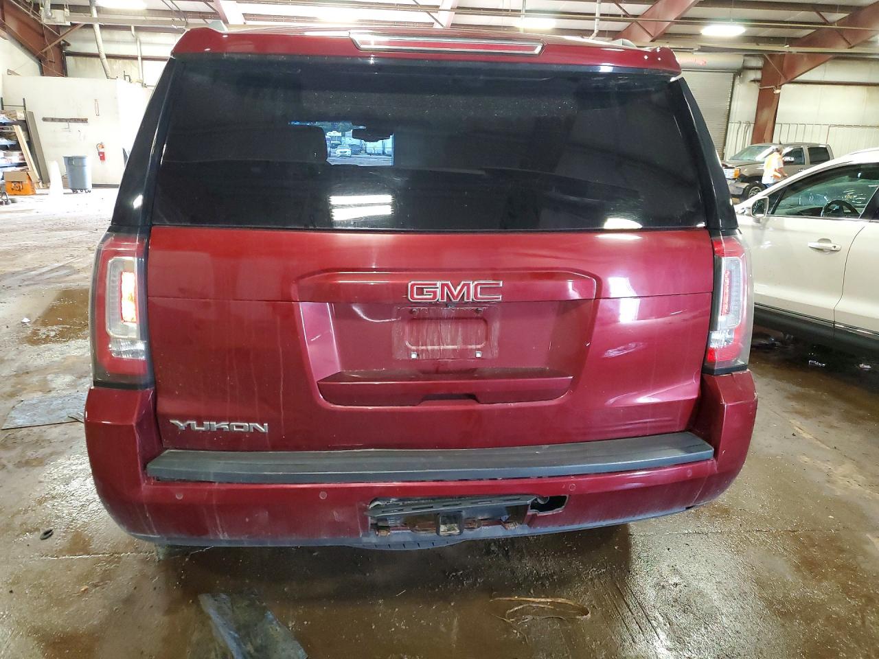 2017 GMC YUKON