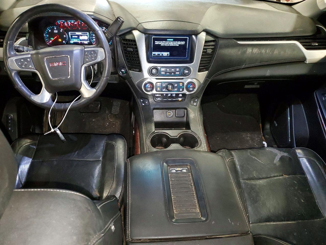 2017 GMC YUKON