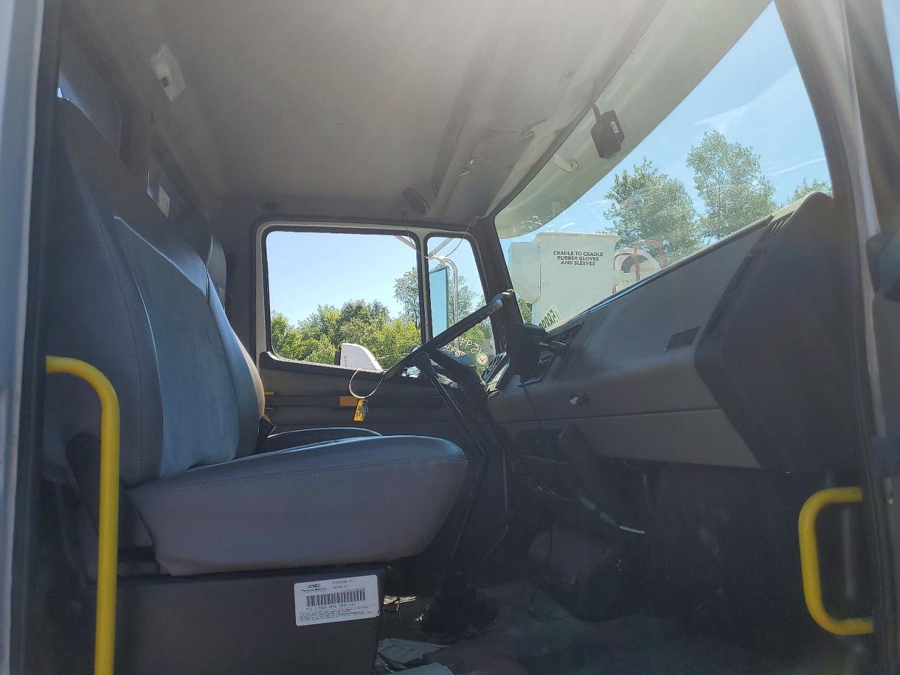 2003 FREIGHTLINER ALL OTHER