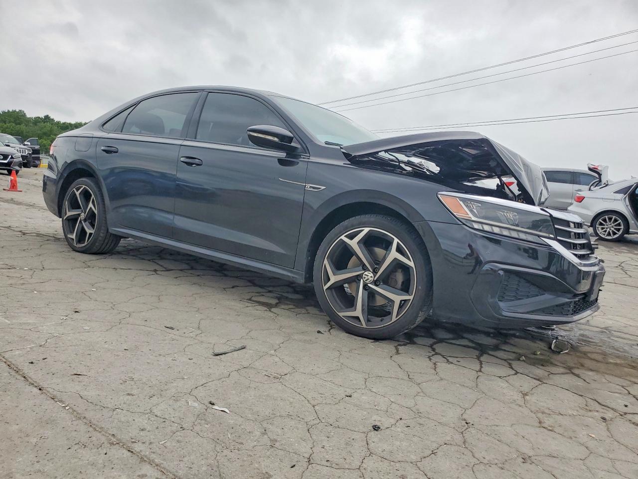 2020 VOLKSWAGEN PASSAT