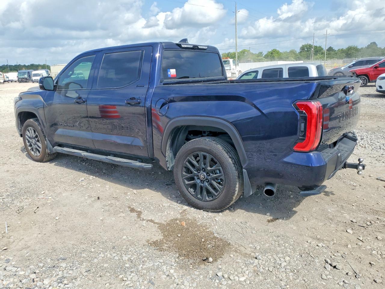 2026 TOYOTA TUNDRA