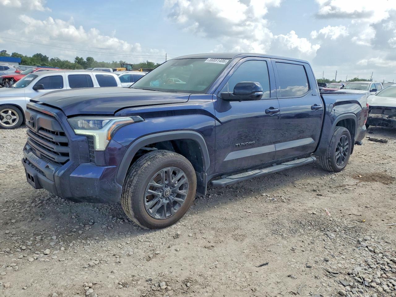 2026 TOYOTA TUNDRA