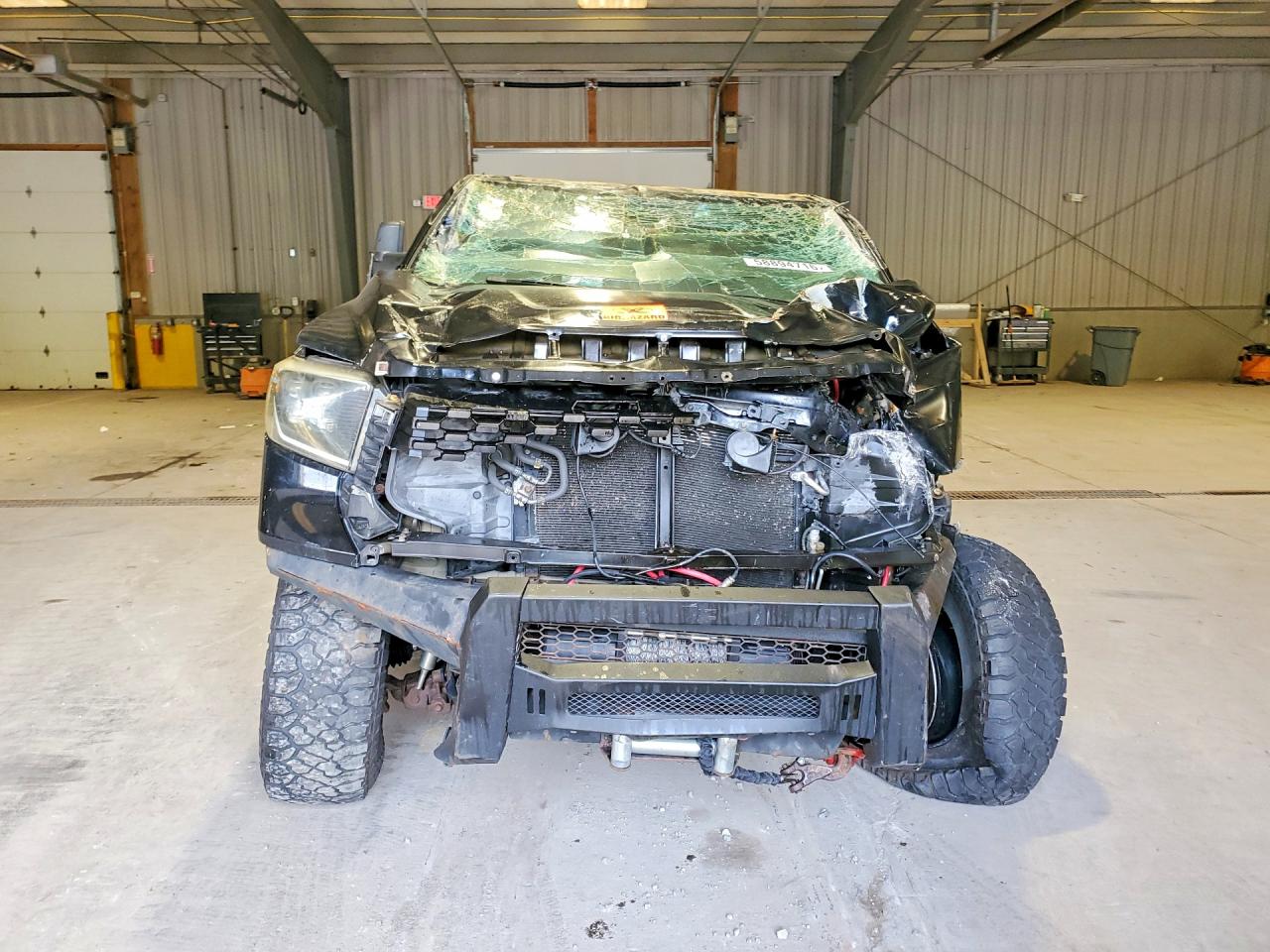 2017 TOYOTA TUNDRA