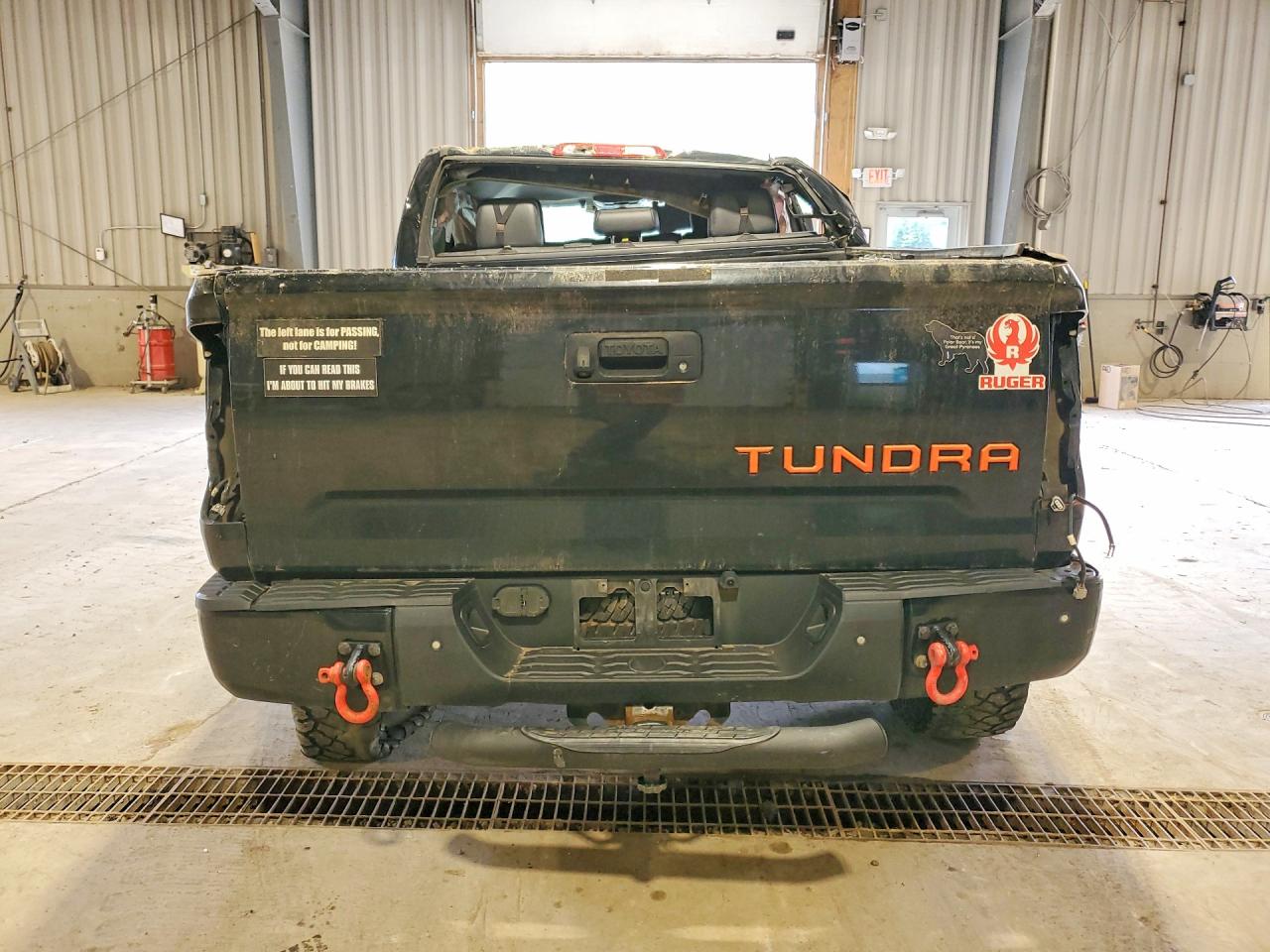 2017 TOYOTA TUNDRA