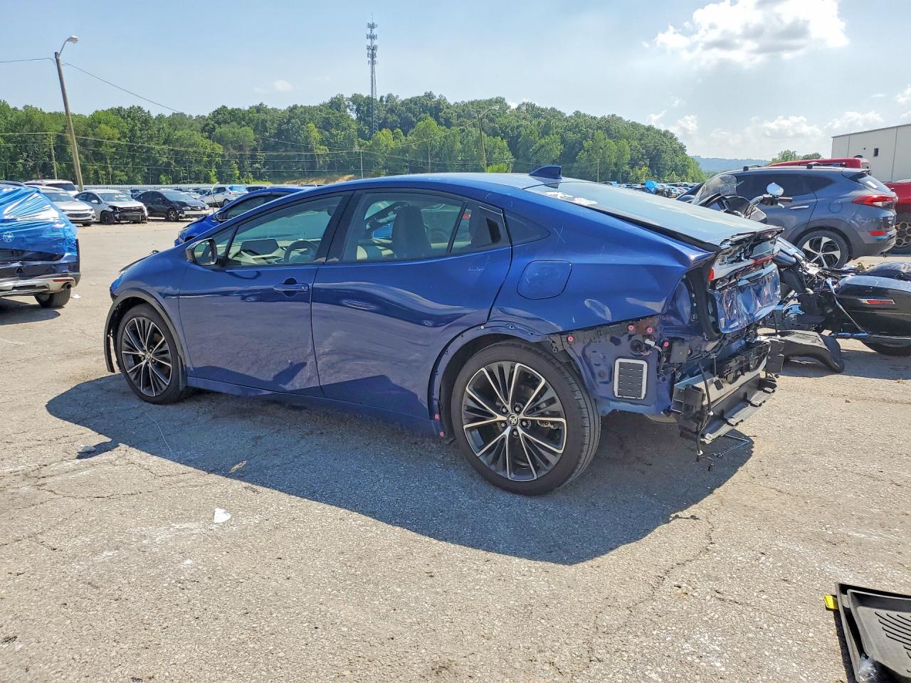 2024 TOYOTA PRIUS
