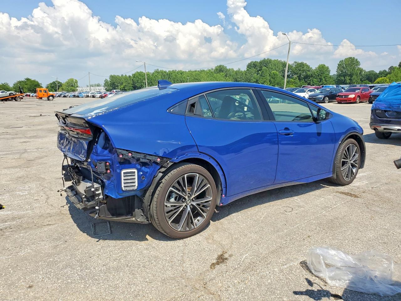 2024 TOYOTA PRIUS