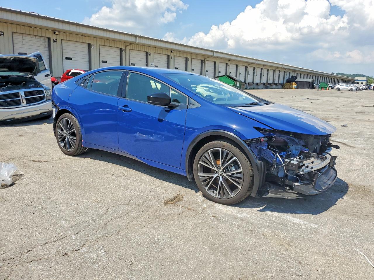 2024 TOYOTA PRIUS