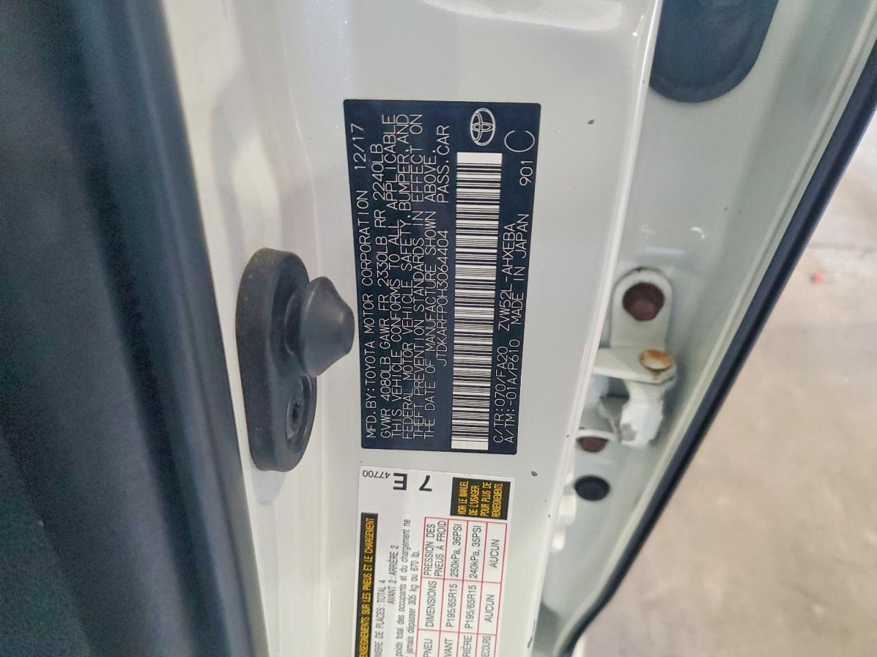 2017 TOYOTA PRIUS