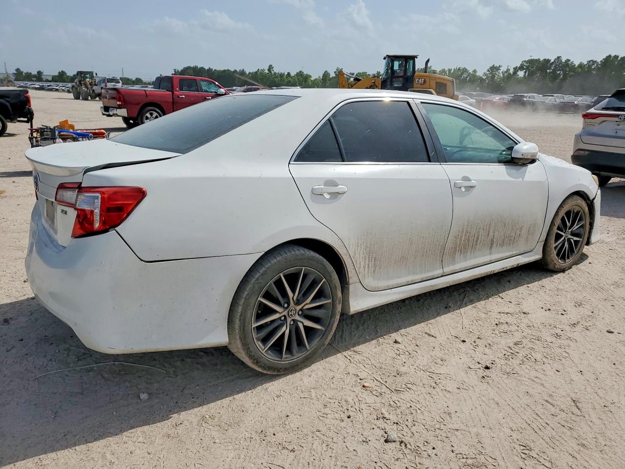 2013 TOYOTA CAMRY