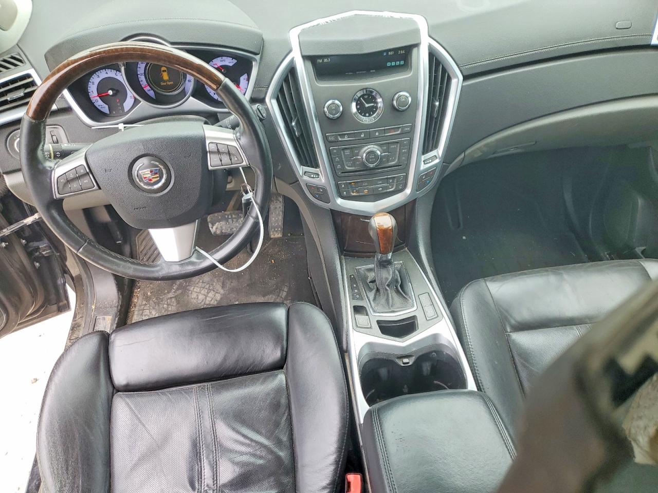2010 CADILLAC SRX