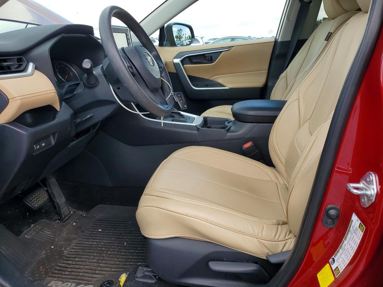 2019 TOYOTA RAV4