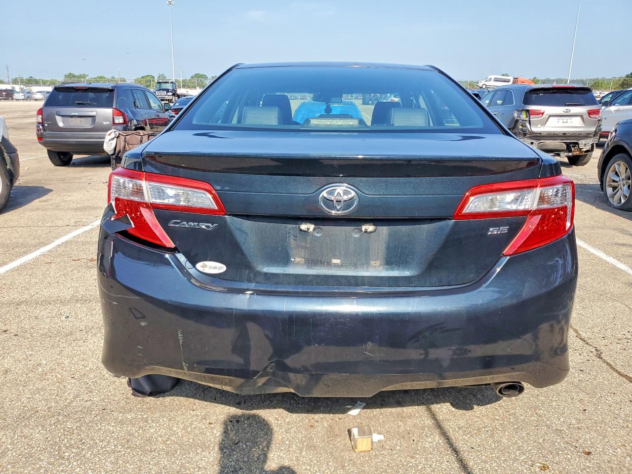 2012 TOYOTA CAMRY