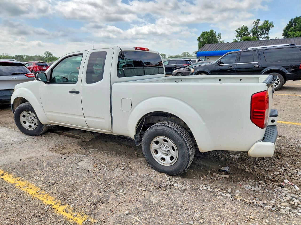 2019 NISSAN FRONTIER