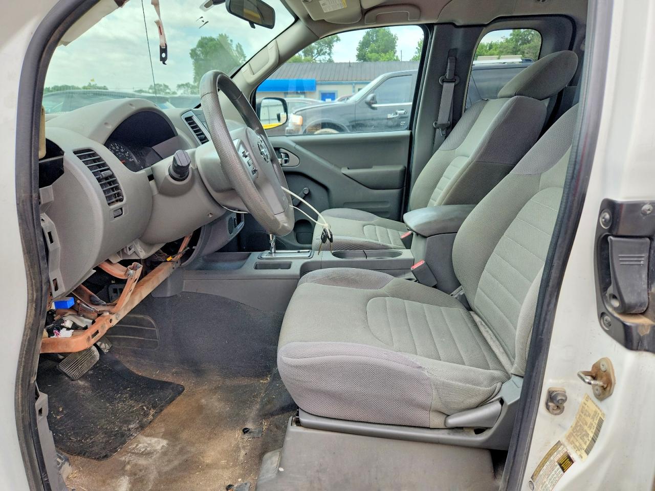 2019 NISSAN FRONTIER