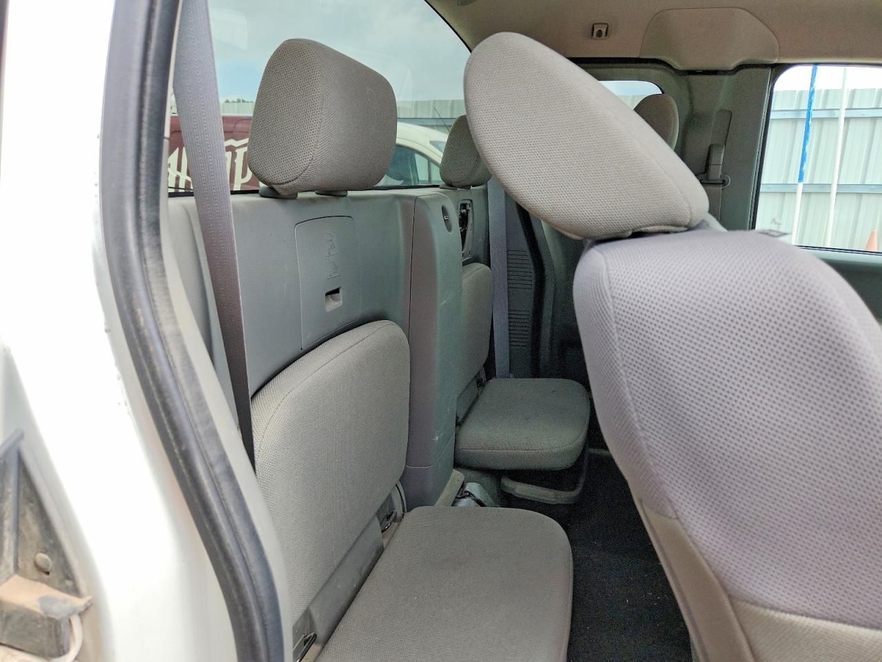 2019 NISSAN FRONTIER