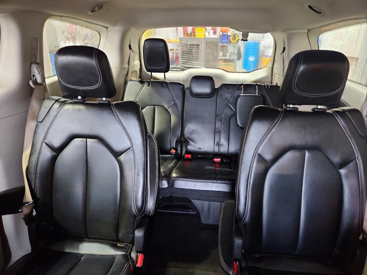 2021 CHRYSLER MINIVAN